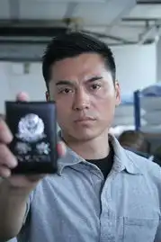 八月睡工地淳于珊珊说为雷霆出击值得