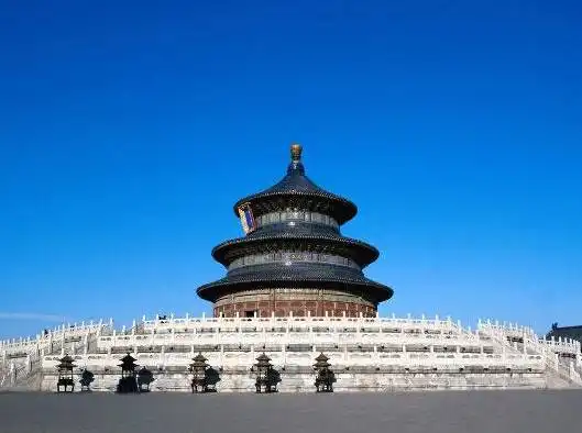 年末钜惠紫禁城的巍峨颐和园的秋水长城的豪迈景山俯瞰故宫全景1399元双飞5天游