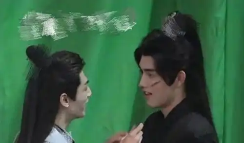 皓衣行路透照再一次传出,捆绑cp成了跻身顶流的捷径
