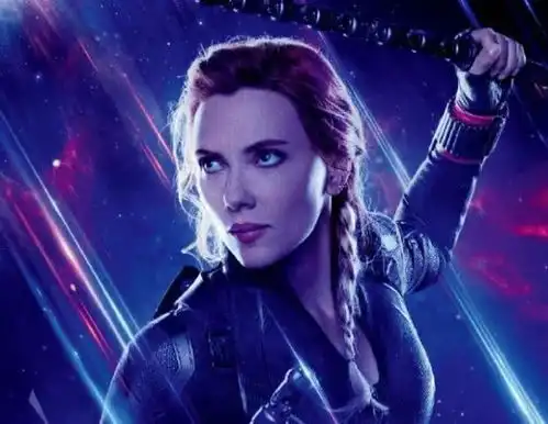 15天倒计时复联4曝角色海报寡姐麻花辫动人
