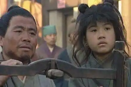 如果武大郎真活在宋朝以他的收入能养活貌美如花的潘金莲吗