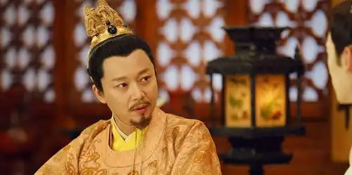 他身为帝王,却一生只娶了一位皇后,为她散尽后宫,从不纳妃
