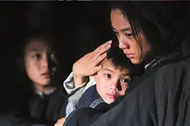 汤唯新片首演母亲