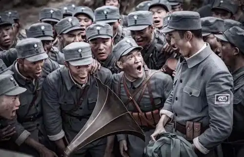 新版亮剑多个违背史实之处,高跟鞋丝袜也就罢了,没想到枪也穿帮
