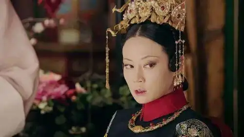延禧攻略高贵妃为何最放不下那件戏服原来是因为一个女人
