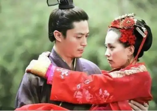 为啥电视剧里的公主抱很轻松看到全身照后,原谅我笑出了猪叫声