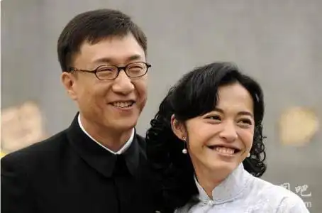 说说最经典的谍战剧潜伏,那些人那些故事上
