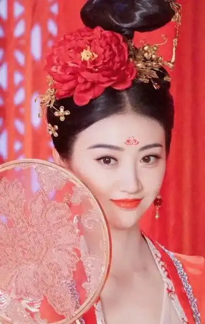 虎背熊腰别尬演民国戏,6位演民国美女太吸睛,一颦一笑都动人