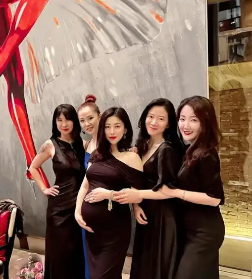 离婚律师剧照朱珠