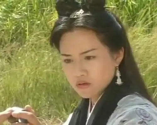 揭金庸武侠剧中的美女惠英红青涩秀美叶童版赵敏惊艳