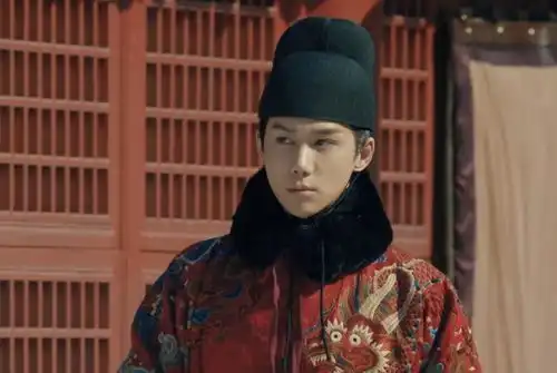 尚食小宫女陷入皇帝双孙争夺模式
