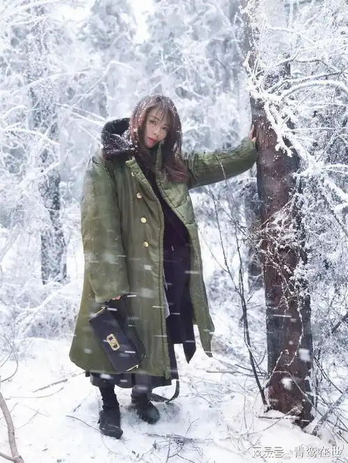 刘涛雪地照,鼻子冻得通红