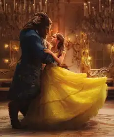 若你喜欢怪人,其实我很美
