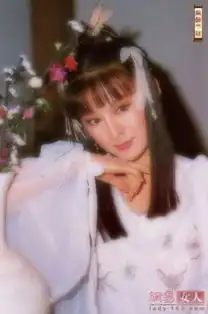 陈妍希版小龙女头顶俩犄角网友感觉不会再爱了