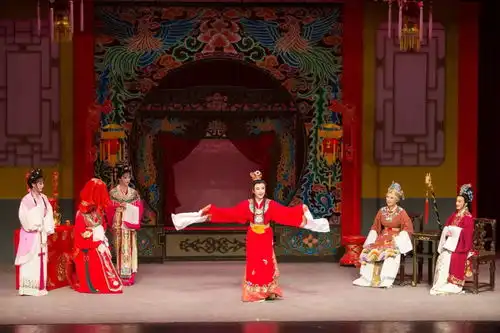 上越红楼梦远行,即将登陆哈尔滨
