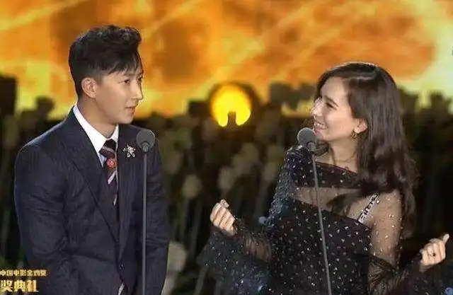 韩庚卢靖姗公开恋情,初次见面堪比偶像剧,韩庚这个细节超浪漫