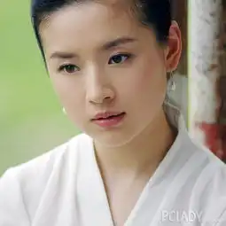 民国造型哪家强郑爽完胜林志玲
