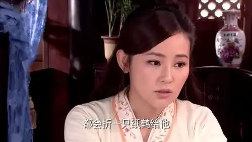 龙门镖局青橙想去收拾黄一平,但是被璎珞阻止,秋月前去医馆