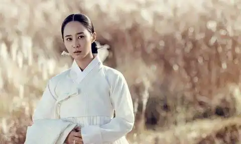 少时成员yuri古装绝美被封大长今二世气质胜古装美人允儿
