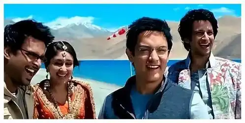 三傻大闹宝莱坞的电影叙事研究