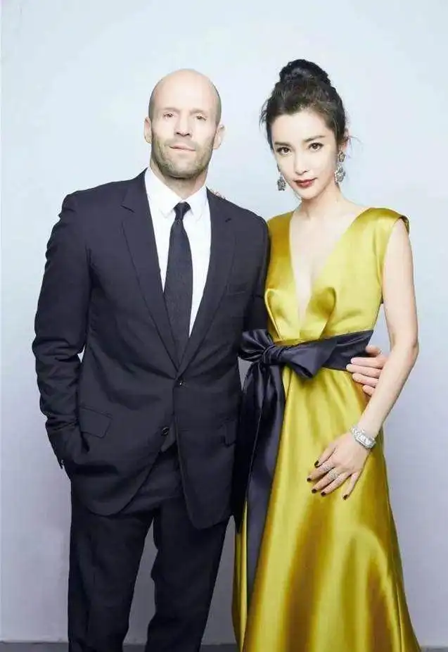 电影节星光璀璨,李冰冰倪妮马思纯大牌影后齐亮相
