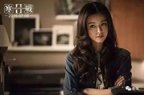 整得太成功她在蒋勤勤张钧甯这样的美人旁边都没输
