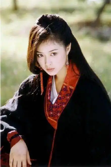捡别人不要的角色演男友被嫩模抢走37岁的蒋欣暴瘦30斤如今和王凯秀恩爱