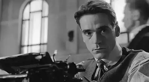 再读卡夫卡的一道圣旨阴森的帝国神秘的君主和盲从的民众