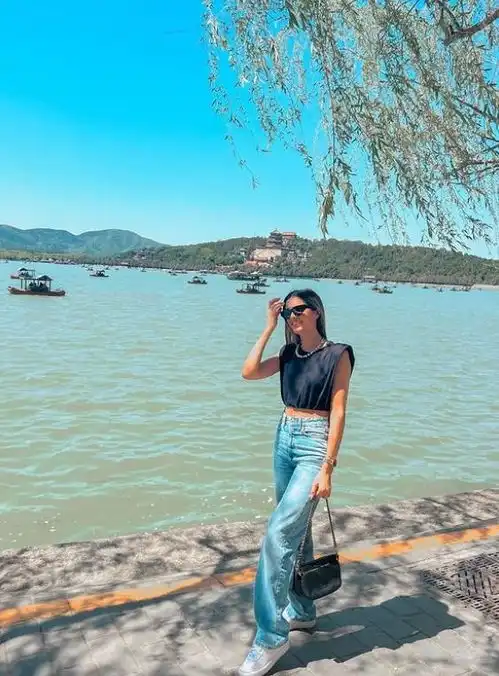 法比奥妻子游颐和园晒照,法比奥用中文留言夸赞你真漂亮