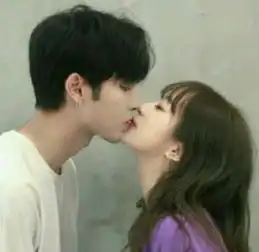 网恋一般是怎么认识的游戏屈居第2,大多数都是第三种