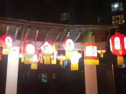 大红灯笼高高挂,爆竹不放,年味不减香水园街道第三届灯展如约而至