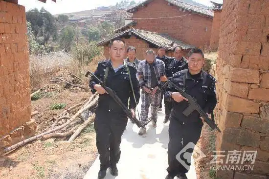 男子杀人逃亡12年后落网曾潜伏精神病院长达6年
