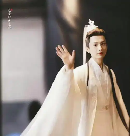 沉香如屑成毅蒙眼剧照曝光,氛围满满,看好成毅杨紫的合作吗