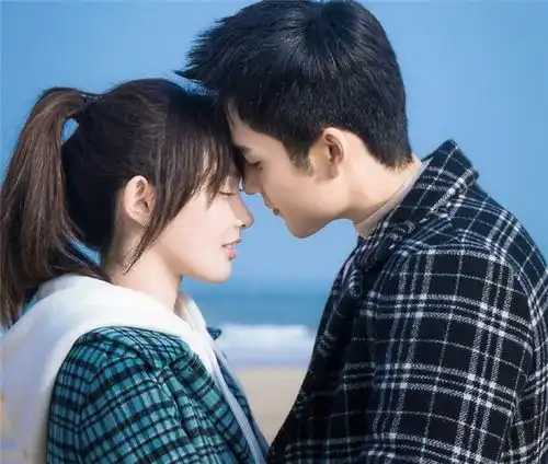 又一甜宠剧甜蜜来袭,糖分超标剧照让人满意,主演都是神仙颜值