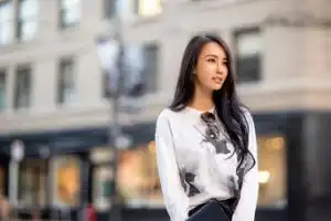 功夫瑜伽女主母其弥雅温婉与帅气同行
