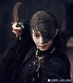 范冰冰的弯刀,李宇春的九节鞭,女星玩兵器,刘亦菲舞双刀是真功夫
