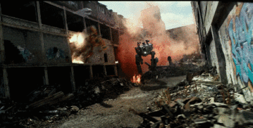 变形金刚5新剧照大黄蜂对决人类巨型机甲