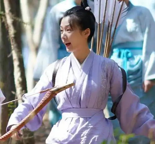 知否原著比男儿还威武的盛品兰女儿养成这样,挺成功的