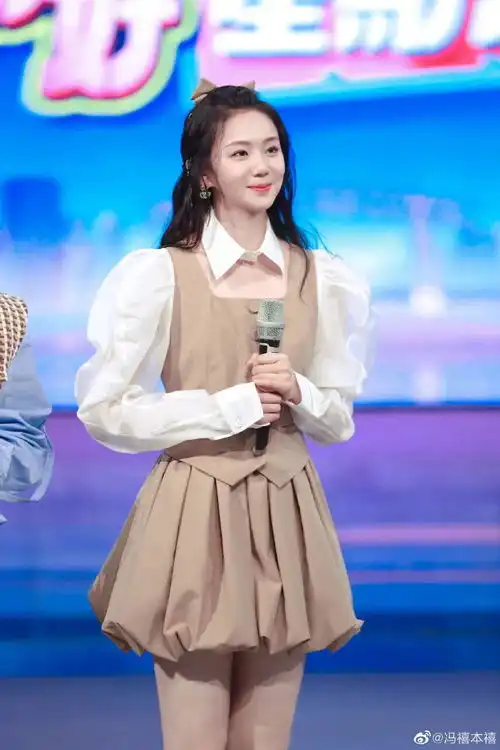 欢乐颂3新五美李浩菲湖南卫视力捧,被郭富城认作干女儿

