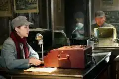 黄圣依加盟建国大业化身战地播音员