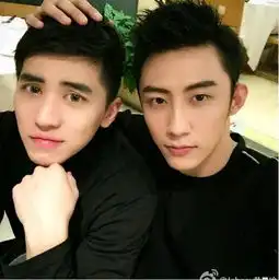 黄景瑜出演于正新剧清装造型曝光拍上瘾与许魏洲同床而睡疑假戏真做
