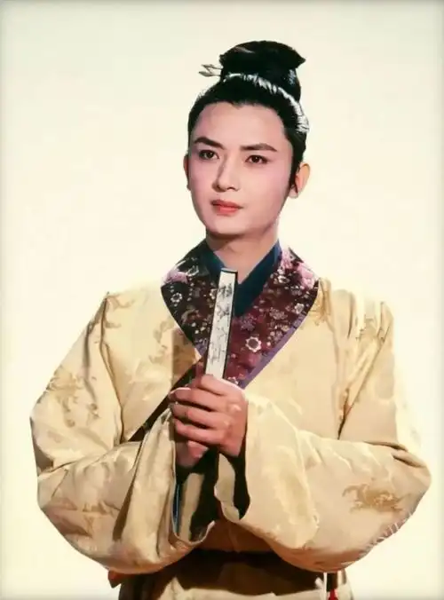 甄道元红楼梦三论素材成书及解构