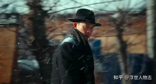 悬崖之上细节于和伟的手抖,张译的绝望,张艺谋最后的温柔
