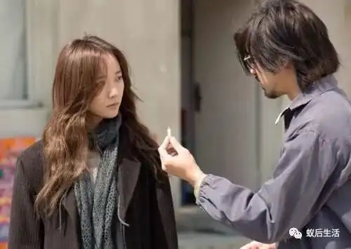 如果男朋友主动给你看手机,说明什么说明他已经做好准备了