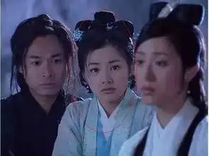 当年陈乔恩只配给她当陪衬,现和整形医生一起后成这样