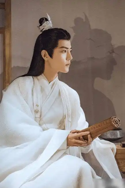 肖战新剧官宣,搭档演员2两位s级演员,剧照刚公布就红出圈