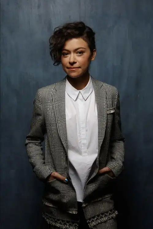 安利个人解读冷门高分剧黑色孤儿
