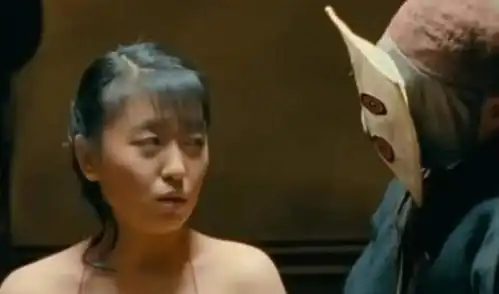 片场助理被姜文拉去救场,没名没词却一炮而红,后还是无法成演员

