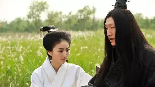 人间富贵花景甜的翻红史,和她背后的金主骗局