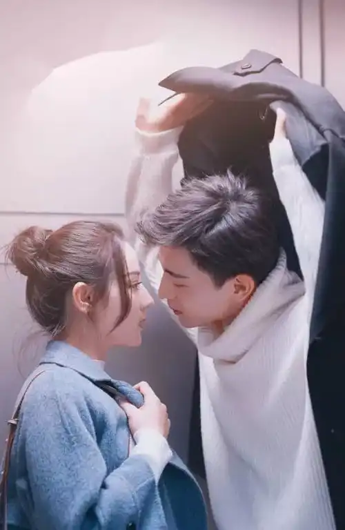 壁纸来领走你的迪丽热巴,还有他
